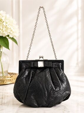 Vintage Y2K Cache Black Ruched Embroidered Kiss Lock Evening Bag Chain Shoulder